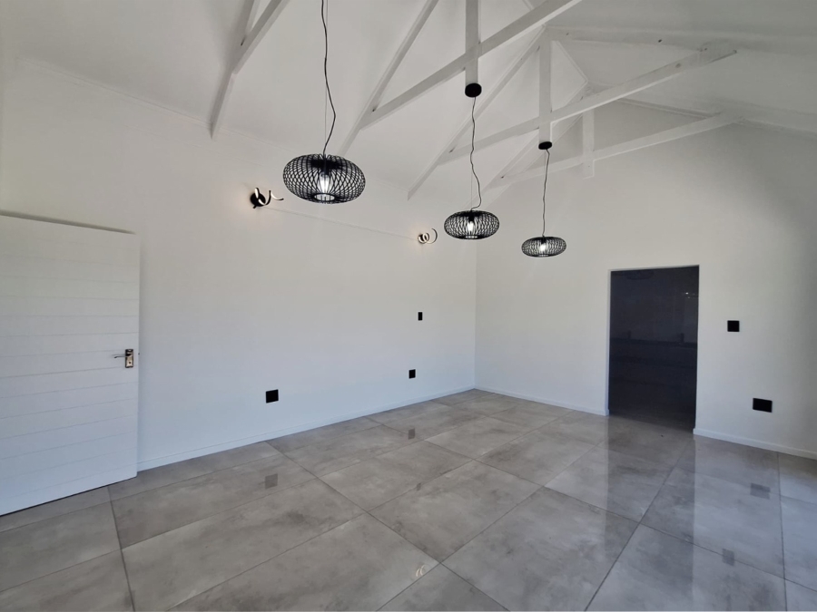 To Let 4 Bedroom Property for Rent in Redstone Private Country Estate North West